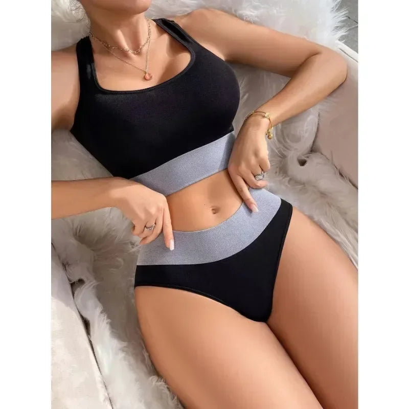 Seamless Sports Bra & Panty Set