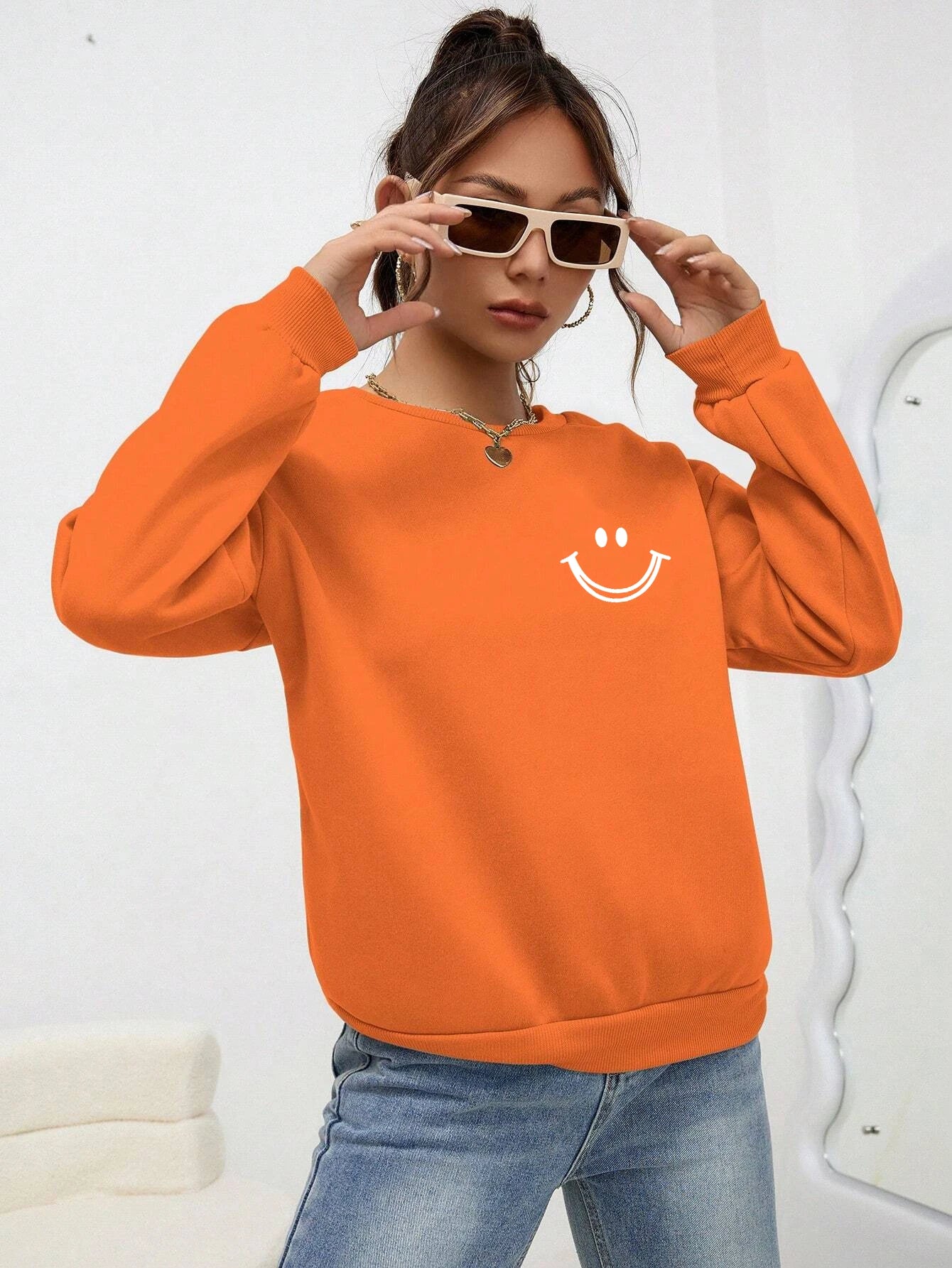 Smiling Face Printed Women’s O-Neck Sweatshirt